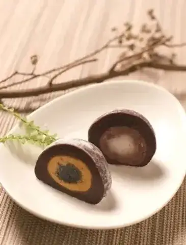 Purple rice Mochi